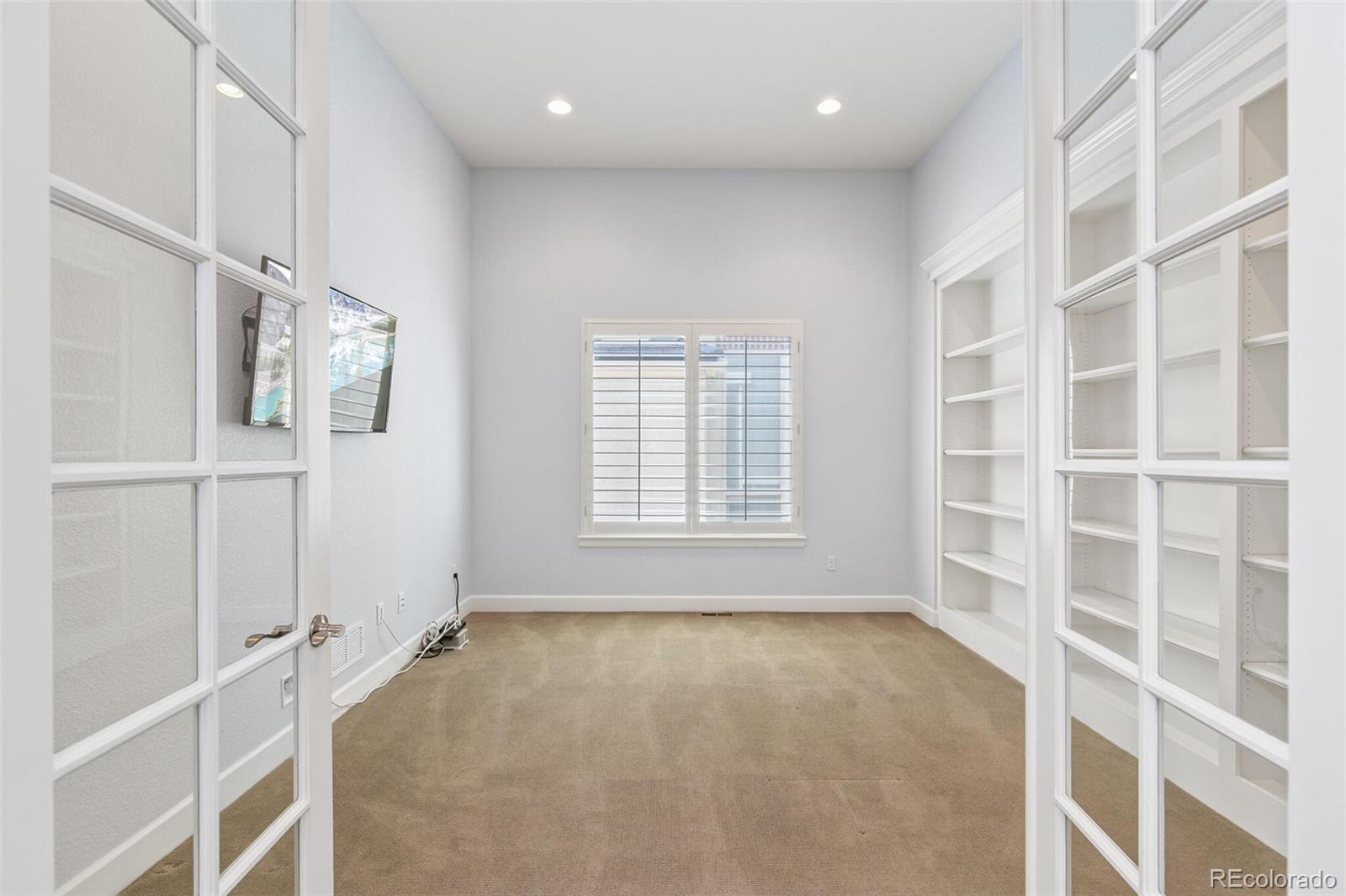 5943 South Olive Circle Centennial, CO 80111 - Photo 5 of 50