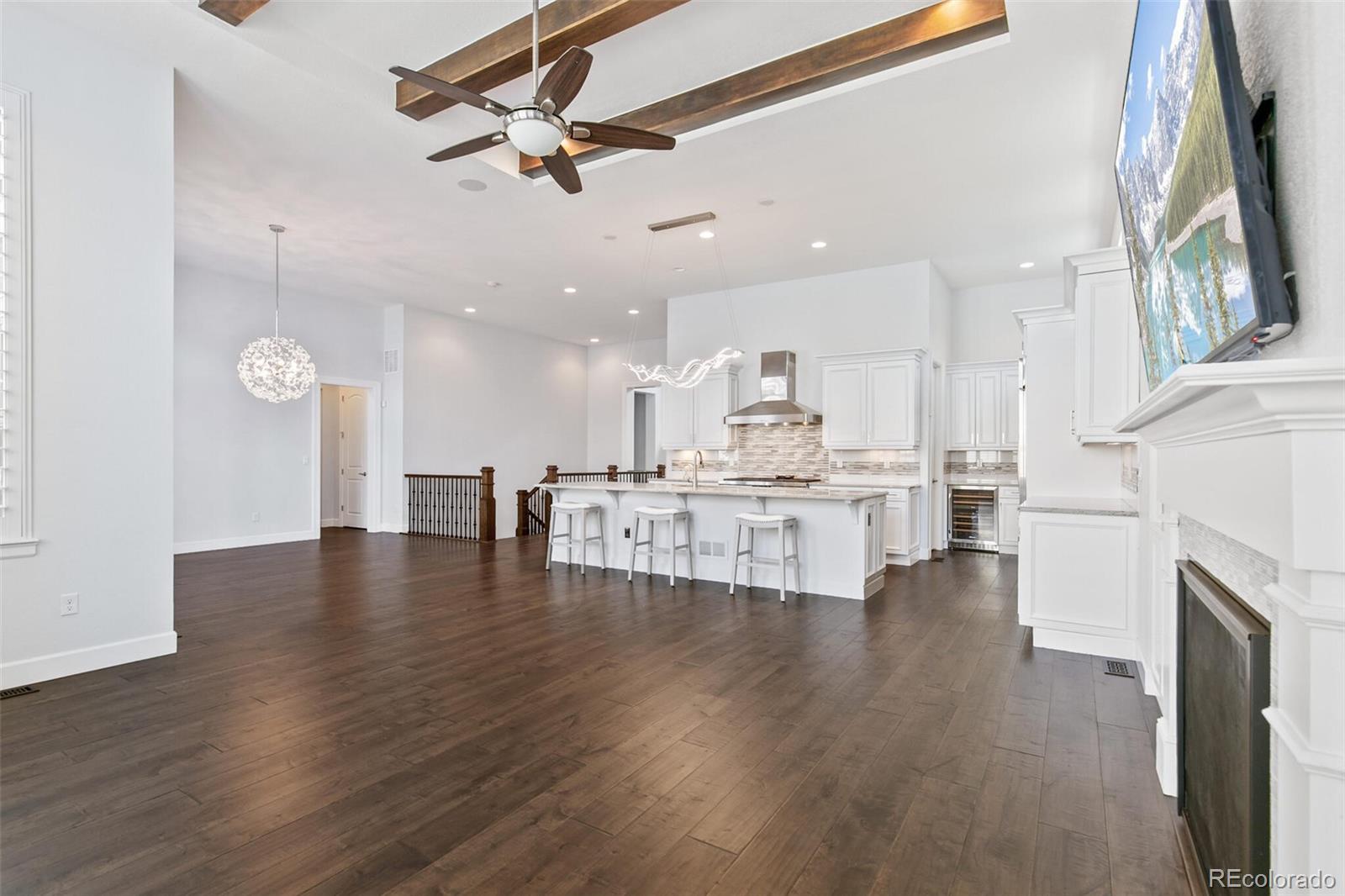 5943 South Olive Circle Centennial, CO 80111 - Photo 7 of 50