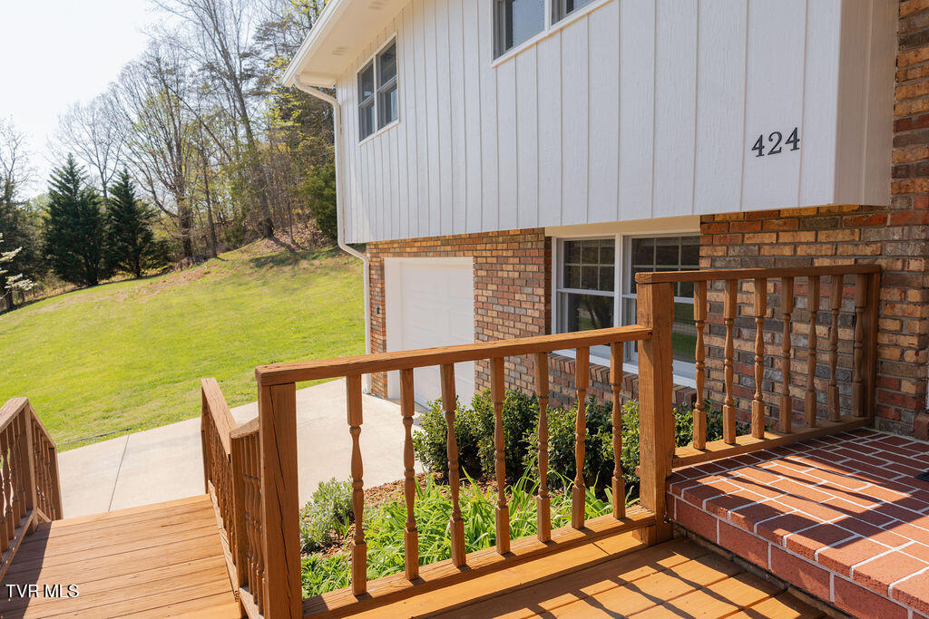 424 Old Watauga Road Watauga, TN 37694 - Photo 10 of 50 .