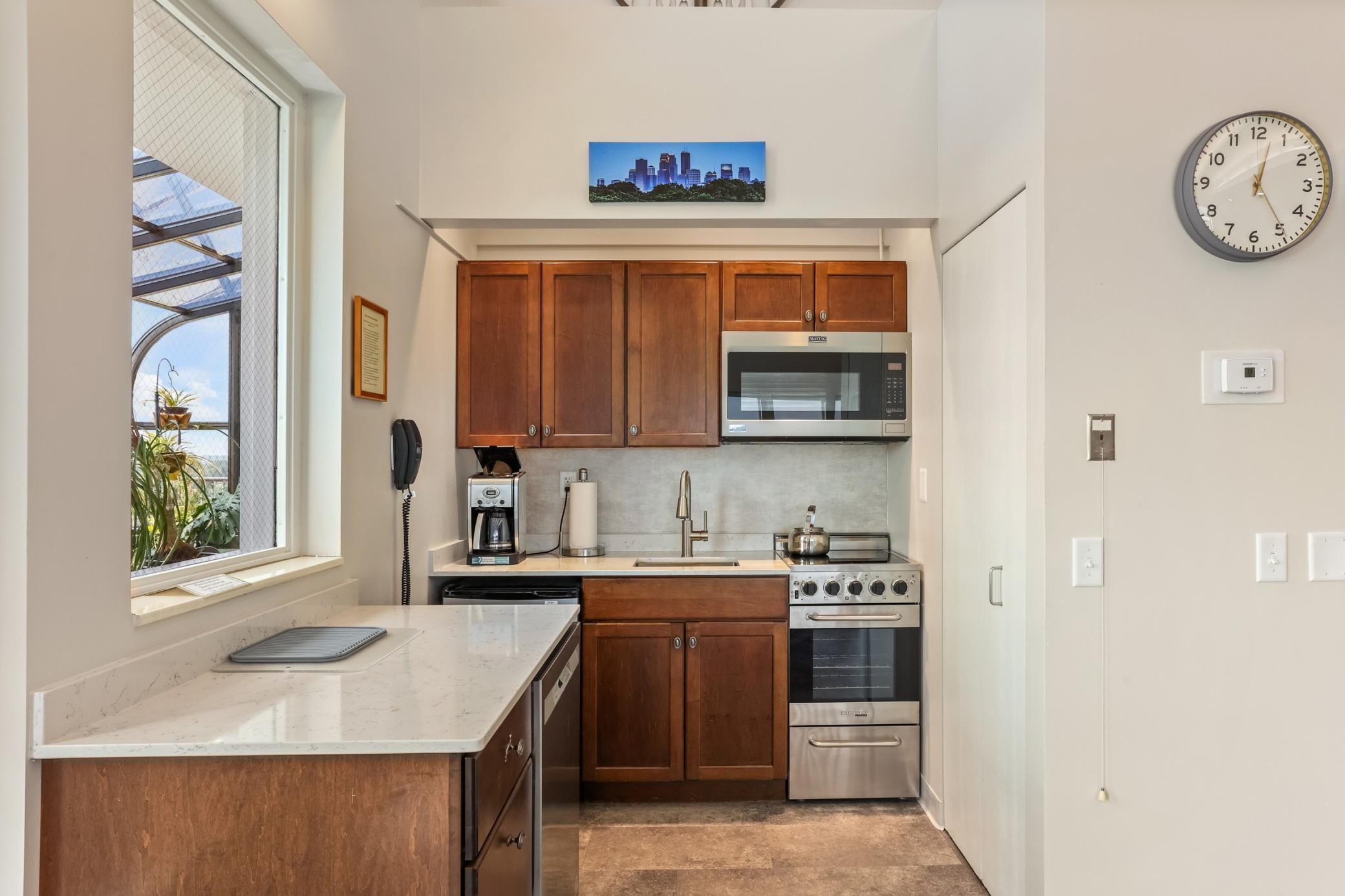 7600 Golden Valley Road, Unit 706 Golden Valley, MN 55427 - Photo 21 of 40