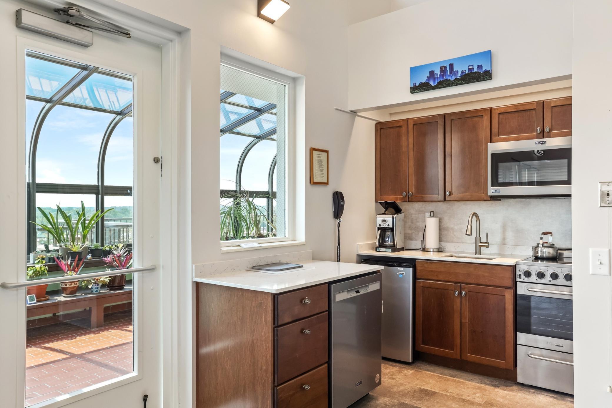 7600 Golden Valley Road, Unit 706 Golden Valley, MN 55427 - Photo 22 of 40