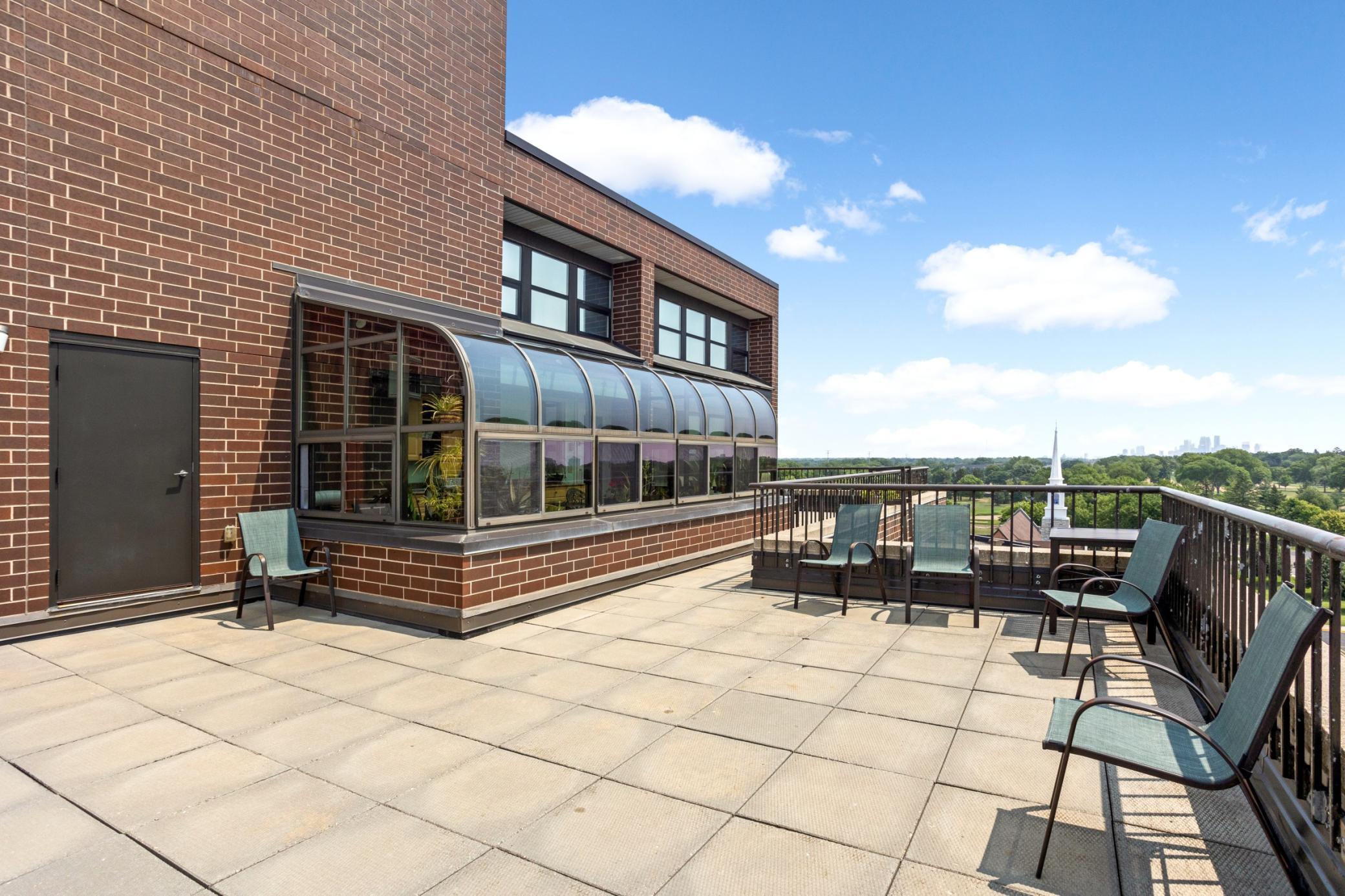 7600 Golden Valley Road, Unit 706 Golden Valley, MN 55427 - Photo 32 of 40