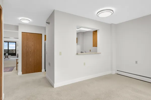 $60,000 | 7600 Golden Valley Road, Unit 706, Golden Valley, MN 55427