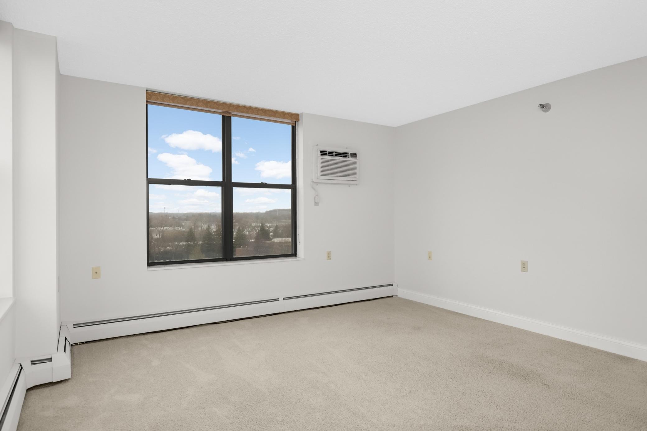 7600 Golden Valley Road, Unit 706 Golden Valley, MN 55427 - Photo 7 of 40