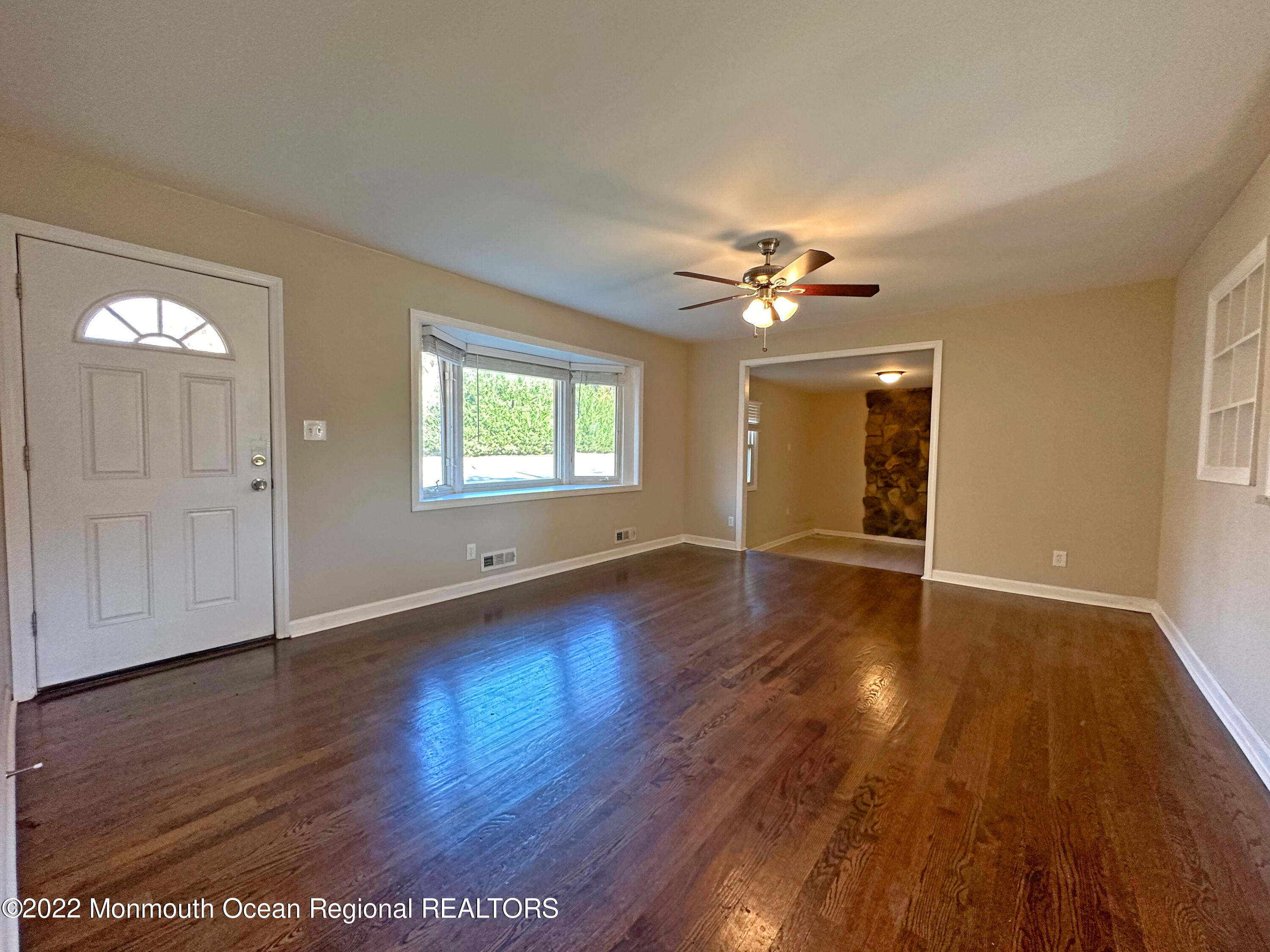 307 Aldrich Road Howell, NJ 07731 - Photo 5 of 12 IMG_0657
