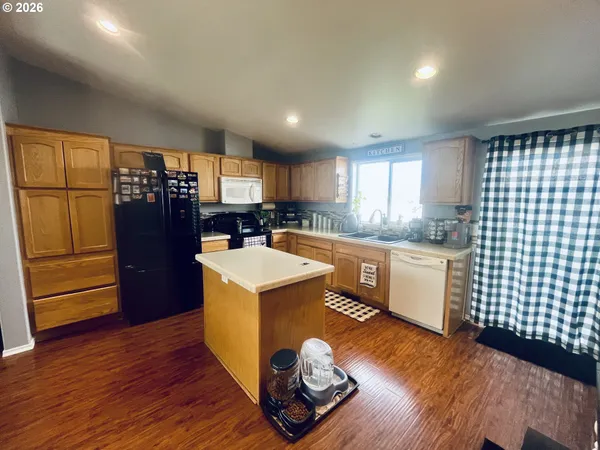 $299,900 | 3097 Southwest River View Drive, Pendleton, OR 97801