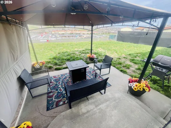 $299,900 | 3097 Southwest River View Drive, Pendleton, OR 97801