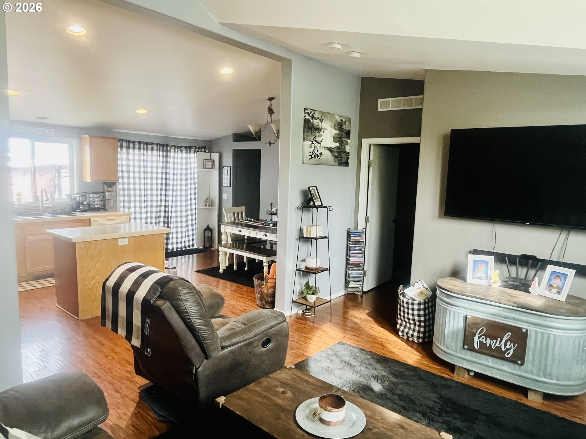 3097 Southwest River View Drive Pendleton, OR 97801 - Photo 3 of 27