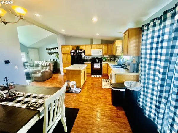 $299,900 | 3097 Southwest River View Drive, Pendleton, OR 97801