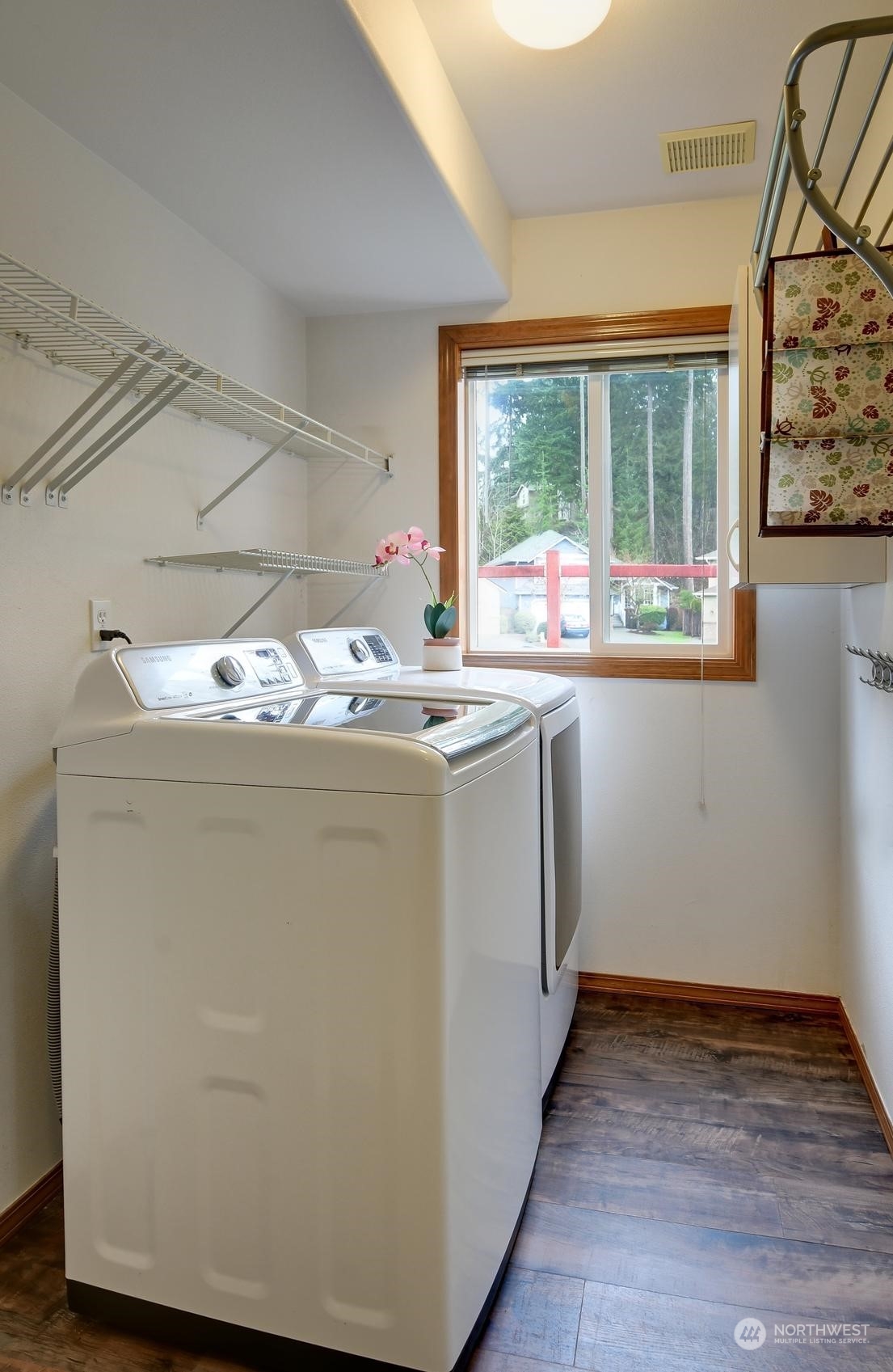 20029 34th Avenue Southeast Bothell, WA 98012 - Photo 17 of 22 Gallery Image 17