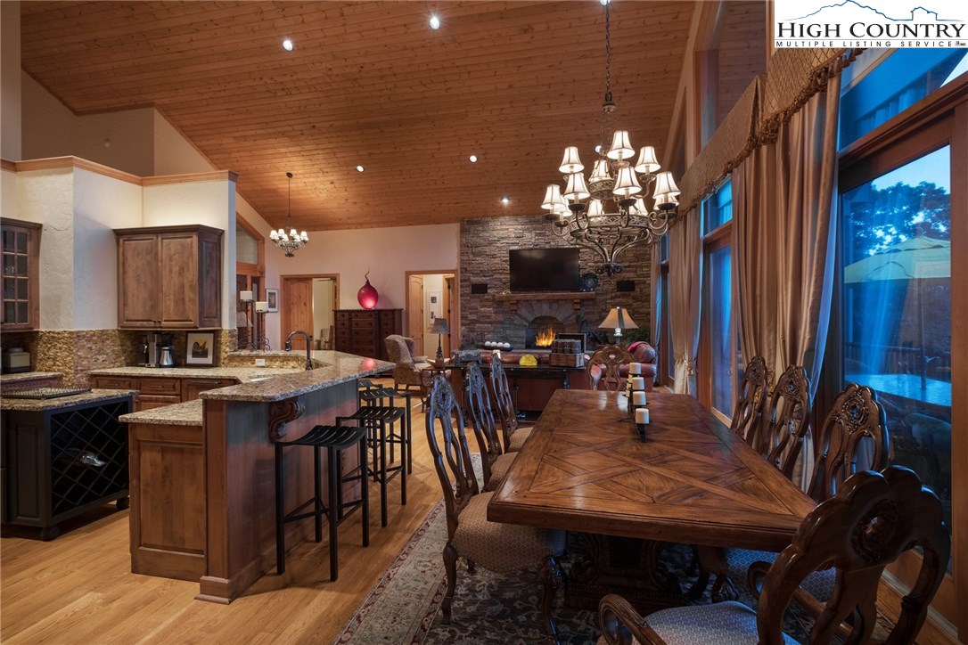 1030 Ridge Drive Linville, NC 28646 - Photo 8 of 20 Gallery Image 8