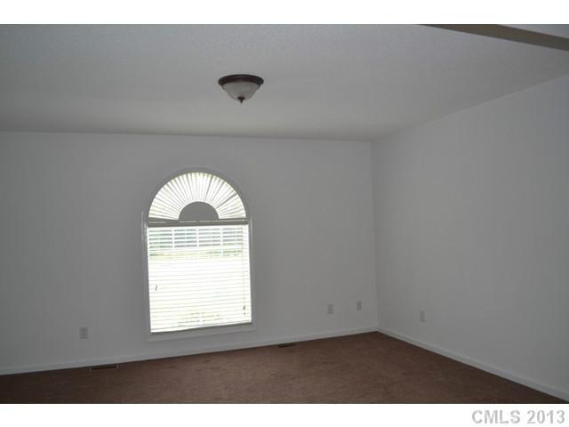 1360 Fairhope Road York, SC 29745 - Photo 9 of 14 Gallery Image 9