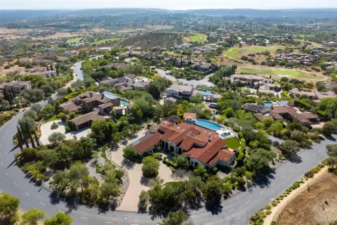 $6,995,000 | 8084 Entrada De Luz East, San Diego, CA 92127