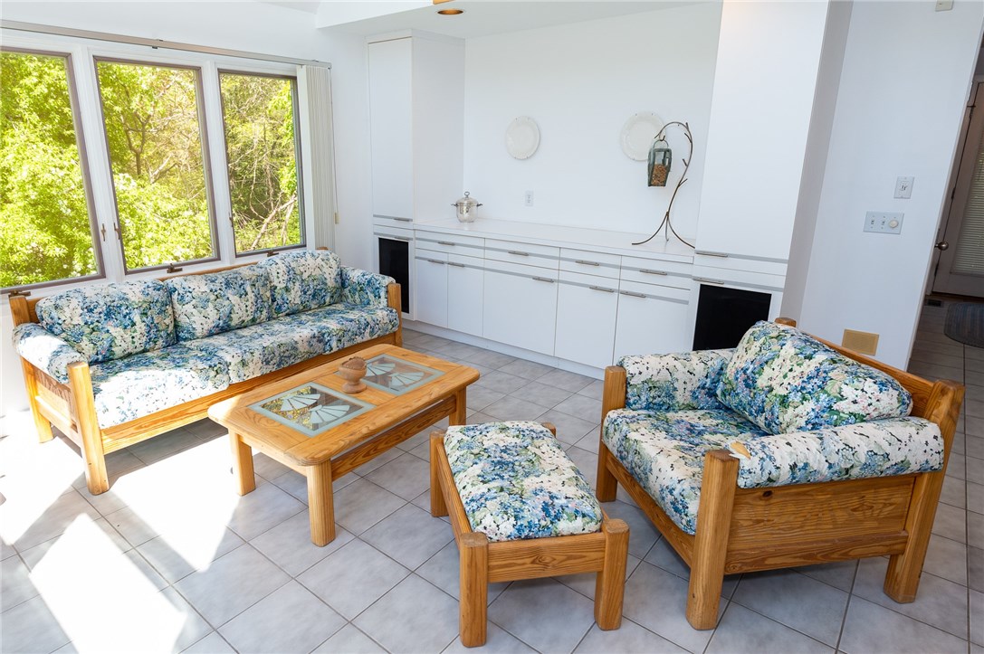 4 Watson Way Little Compton, RI 02837 - Photo 7 of 31 Gallery Image 7