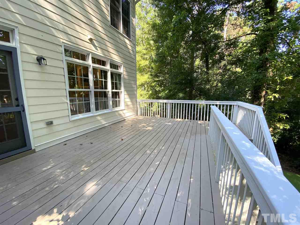412 Thyme Place Raleigh, NC 27609 - Photo 23 of 26 Gallery Image 23