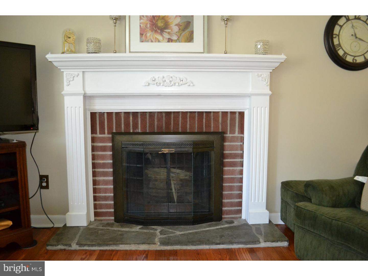 306 Pomeroy Street Ridley Park, PA 19078 - Photo 9 of 25 Fireplace