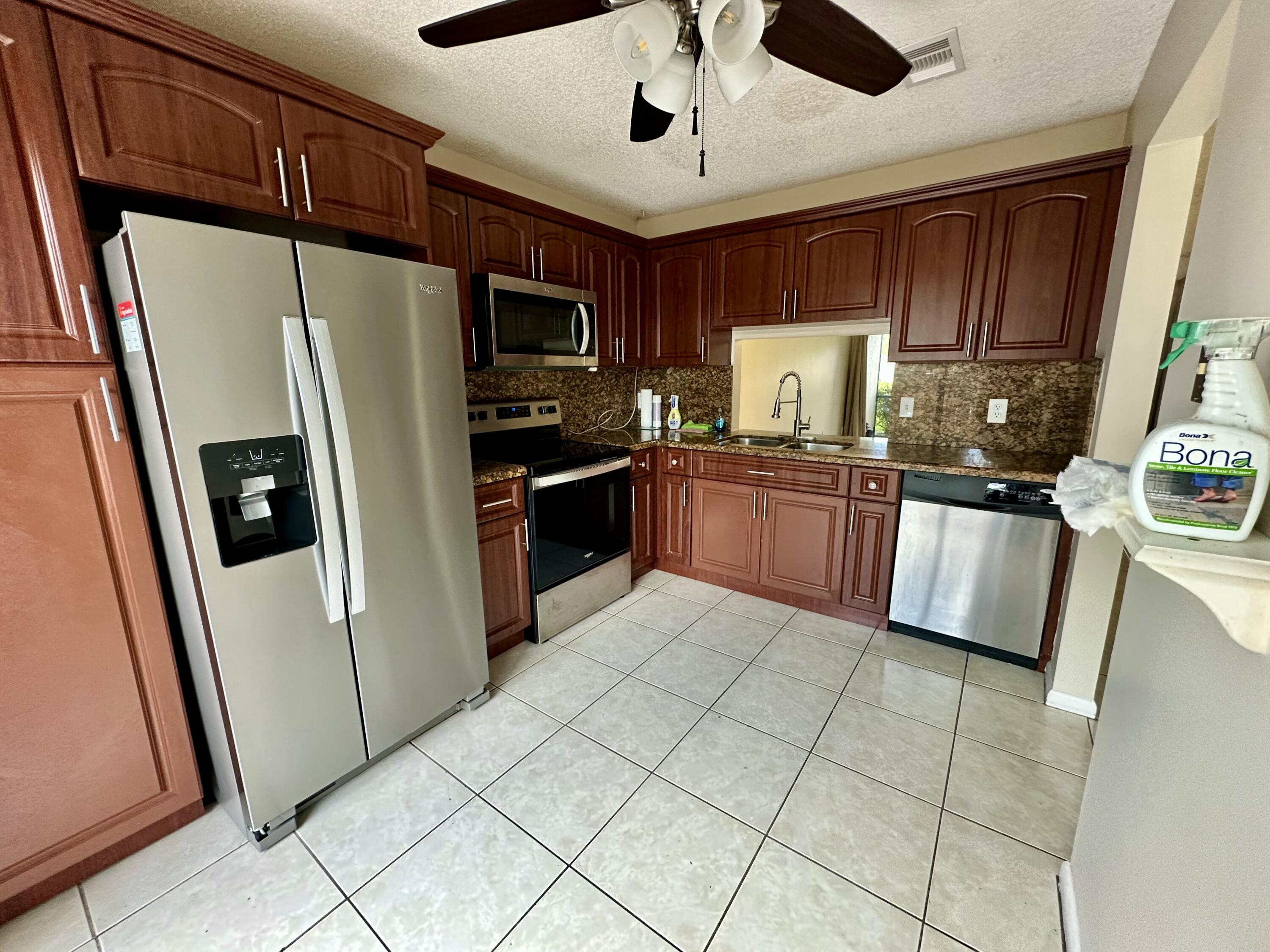 535 Banks Road, Unit 2521 Margate, FL 33063 - Photo 5 of 20 IMG_8160