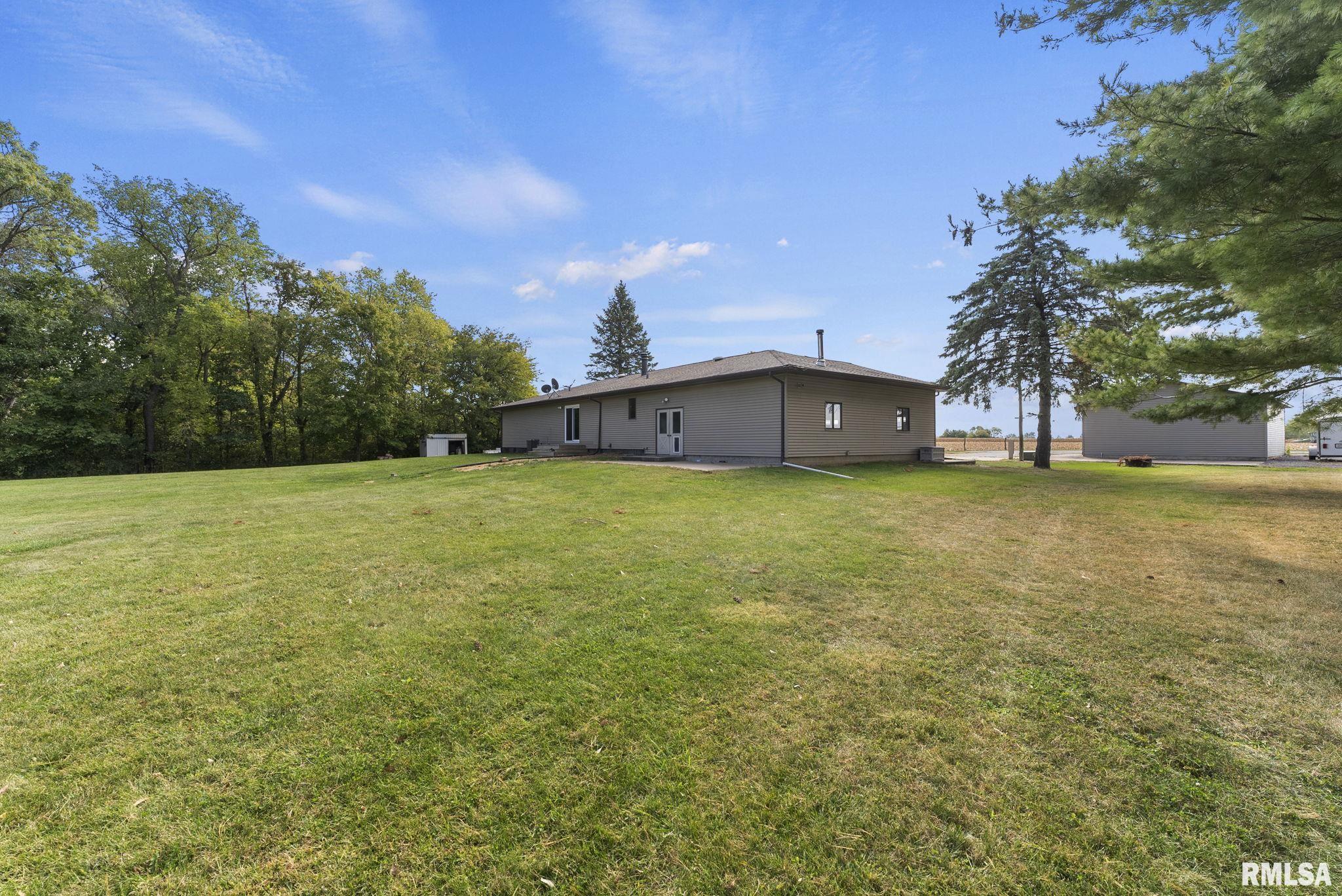 9629 108th Avenue West Taylor Ridge, IL 61284 - Photo 9 of 41 Gallery Image 9