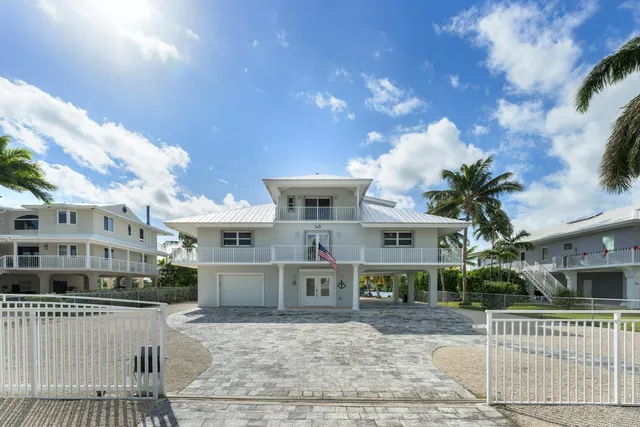 $1,675,000 | 54 Mutiny Place, Key Largo, FL 33037