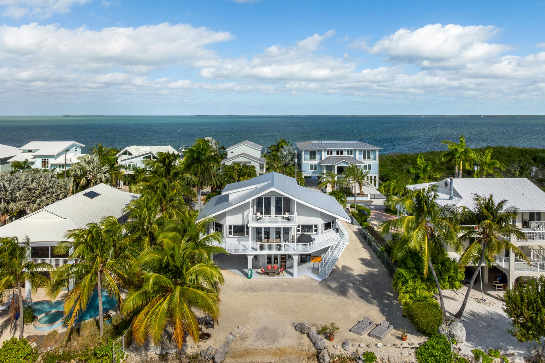 54 Mutiny Place Key Largo, FL 33037 - Photo 8 of 69 Aerial view to Bay from the west