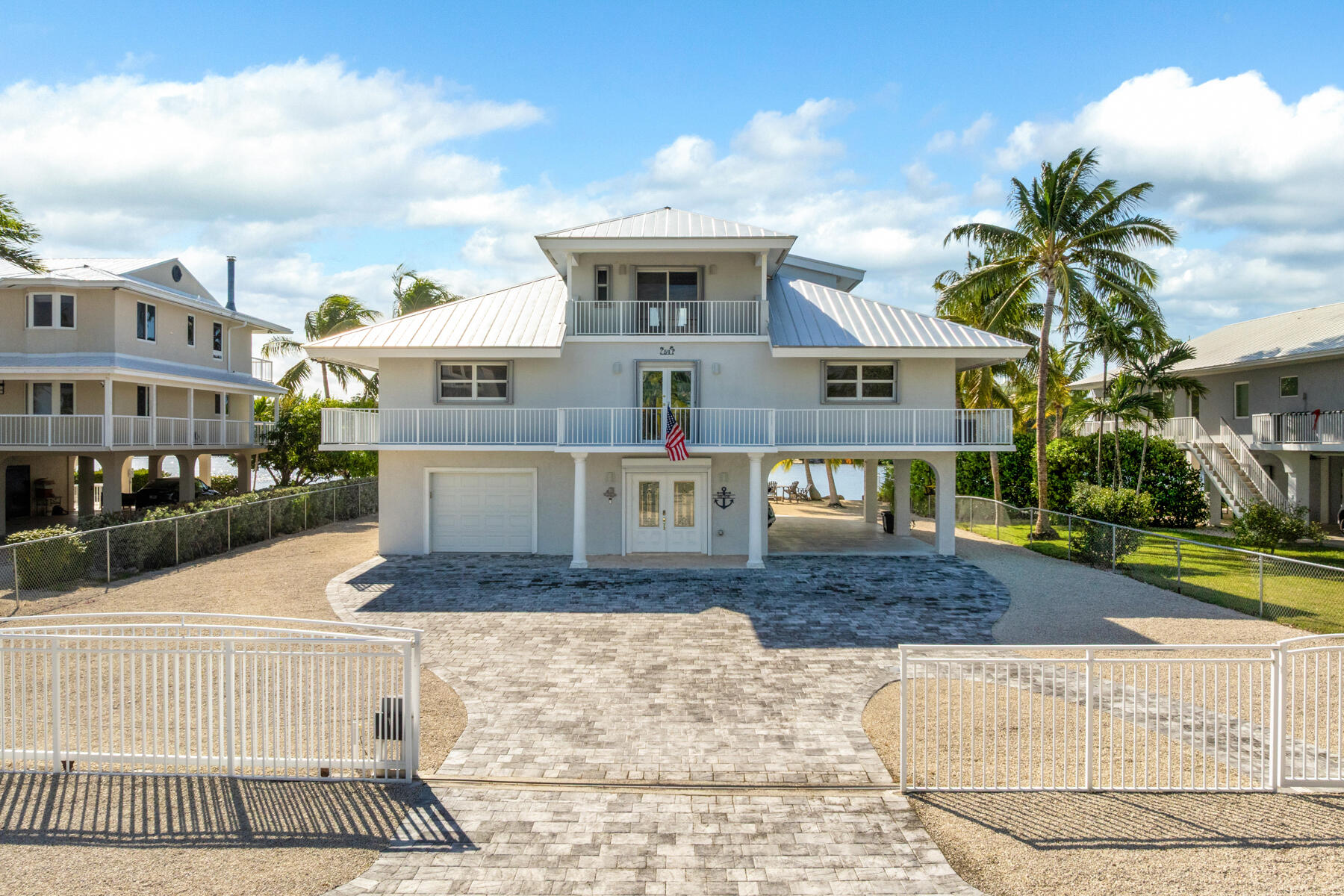54 Mutiny Place Key Largo, FL 33037 - Photo 10 of 69 Electric gate provides security