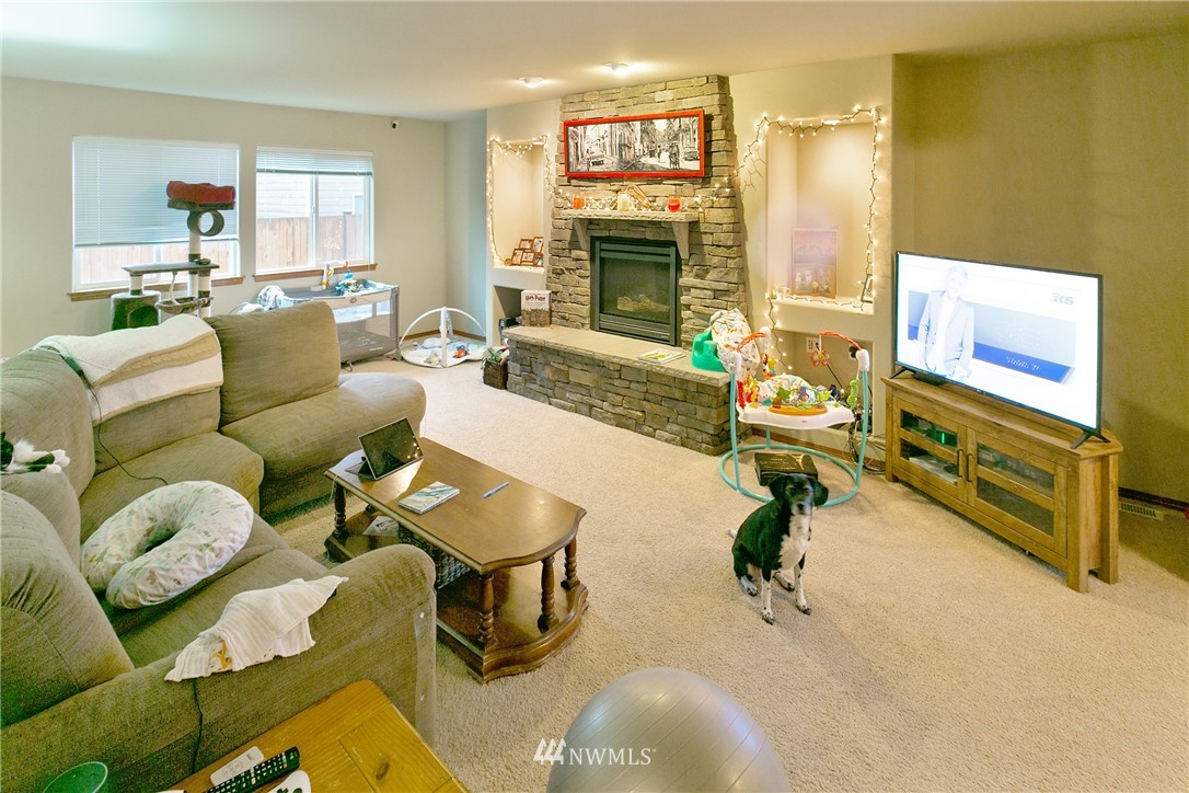 128 196th Place Southwest Bothell, WA 98012 - Photo 3 of 20