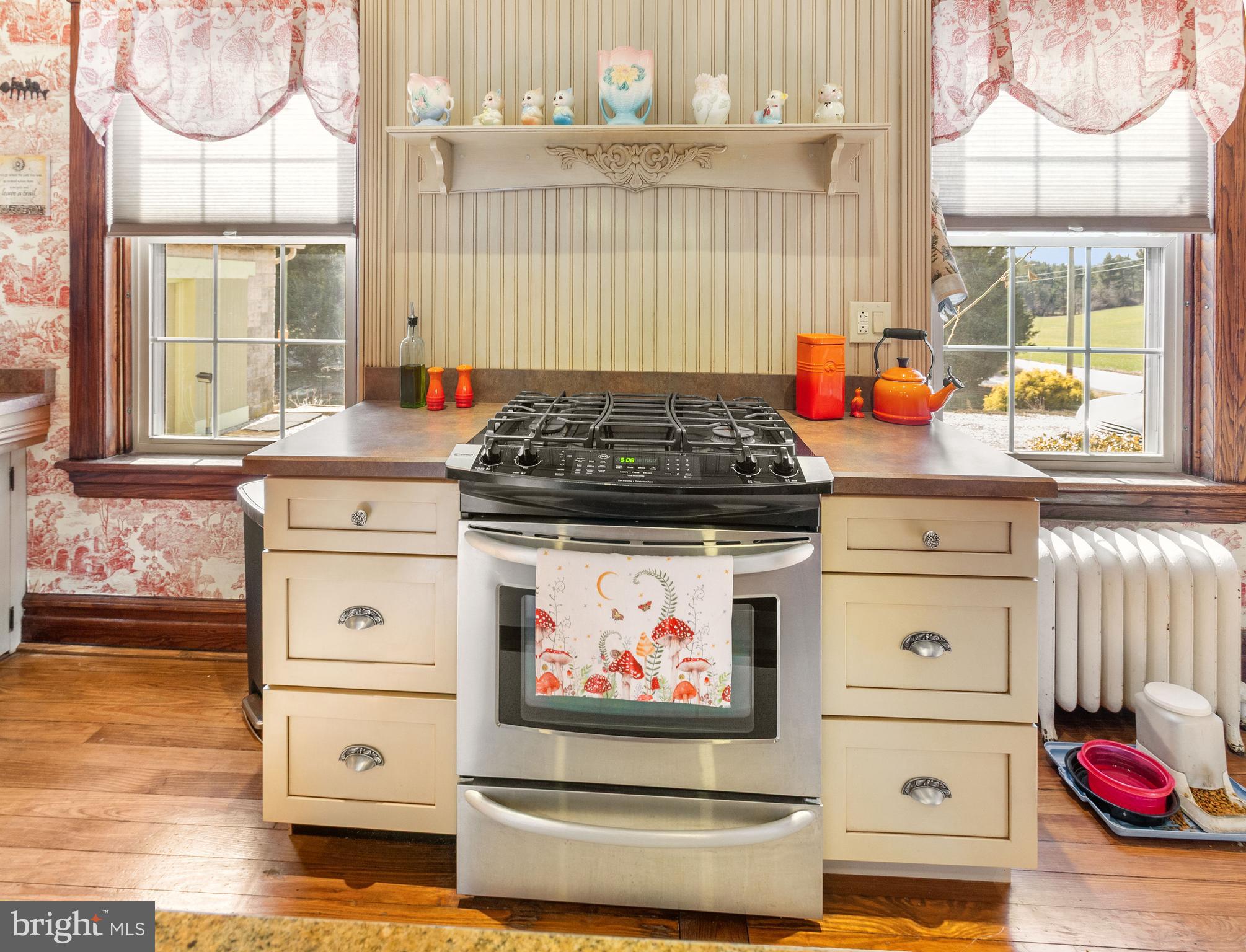 1501 Jacobs Mill Road Hanover, PA 17331 - Photo 20 of 39 a white stove top oven sitting inside of a kitchen