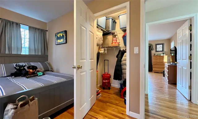 a view of a walk in closet