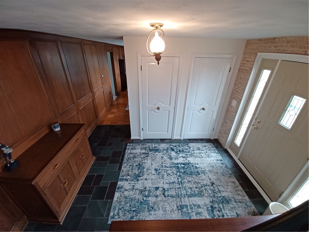790 Pinnacle Road Henrietta, NY 14534 - Photo 3 of 48