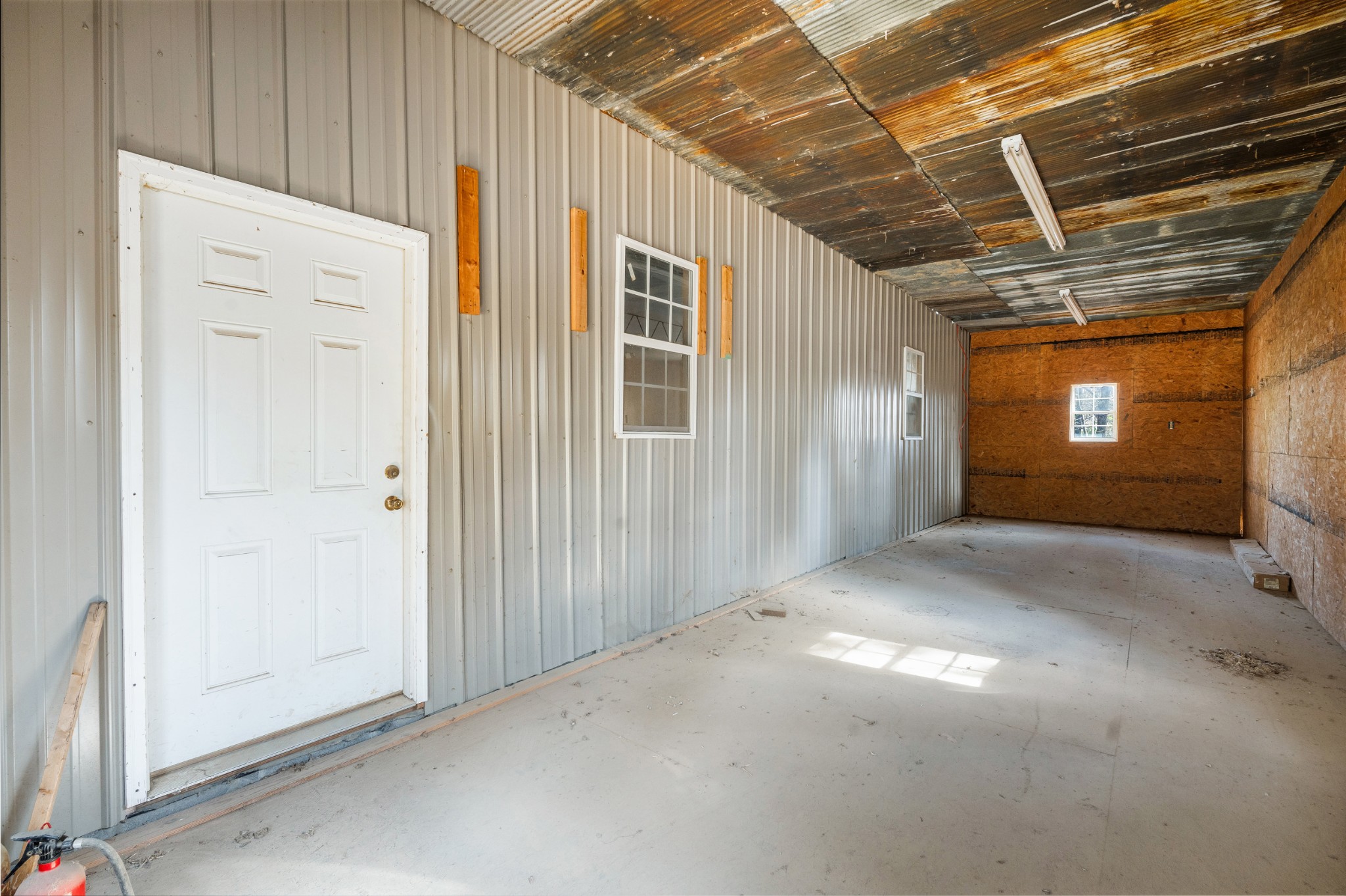 187 Hooper Road McEwen, TN 37101 - Photo 28 of 34 Gallery Image 28