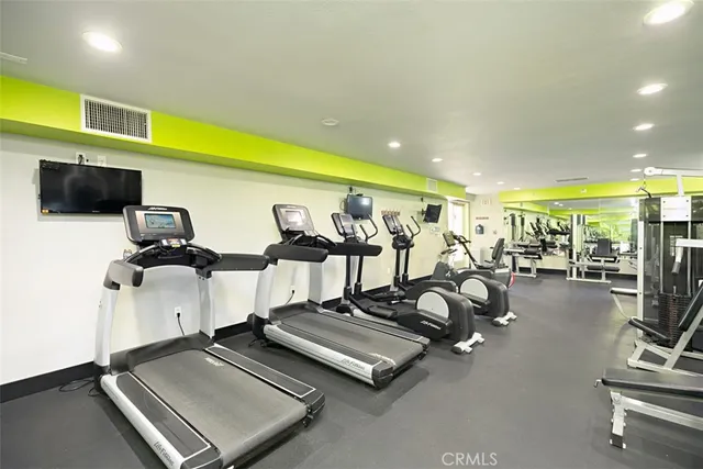 $725,000 | 20331 Bluffside Circle, Unit A216, Huntington Beach, CA 92646