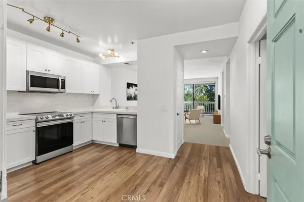 $699,000 | 20331 Bluffside Circle, Unit A216, Huntington Beach, CA 92646