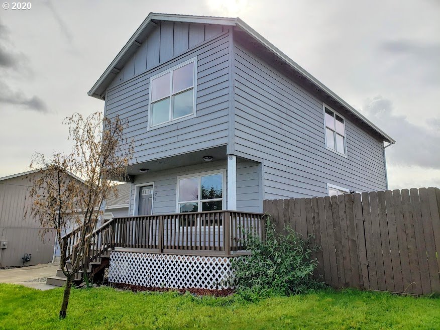 199 Northeast Plum Ridge Drive Winston, OR 97496 - Photo 2 of 31 Gallery Image 2