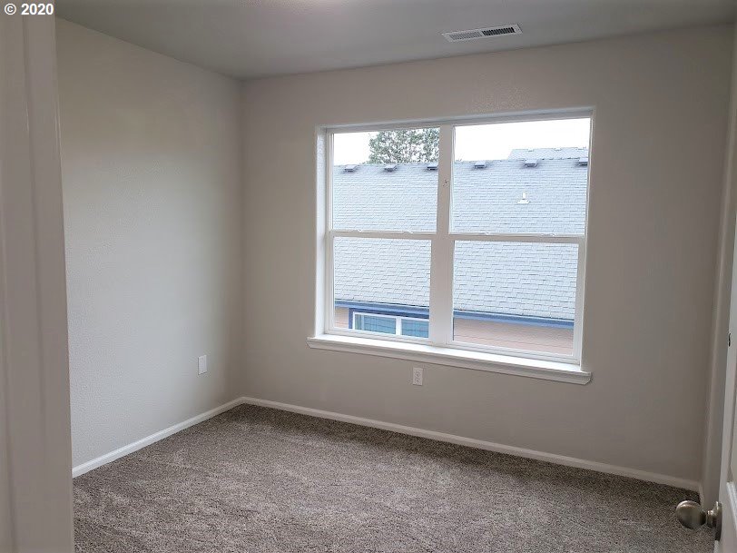 199 Northeast Plum Ridge Drive Winston, OR 97496 - Photo 15 of 31 Gallery Image 15