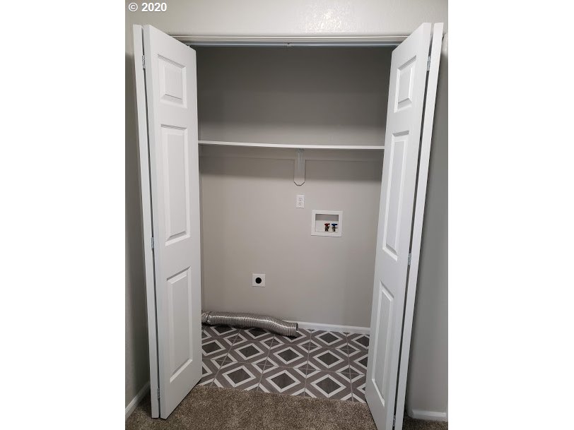 199 Northeast Plum Ridge Drive Winston, OR 97496 - Photo 17 of 31 Gallery Image 17