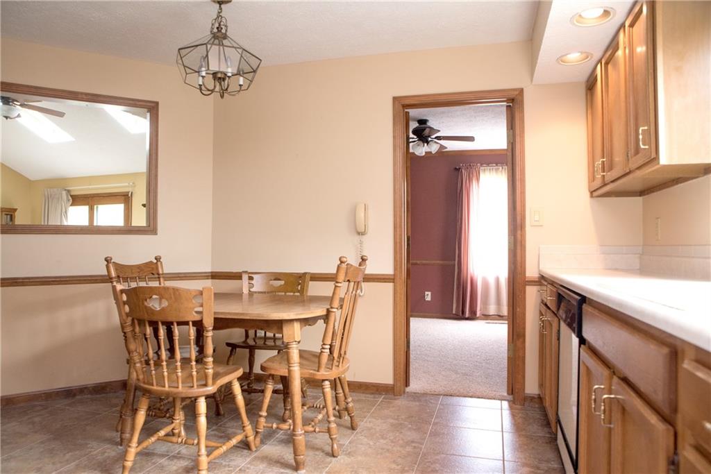 836 Bennett Road Carmel, IN 46032 - Photo 12 of 26 Gallery Image 12