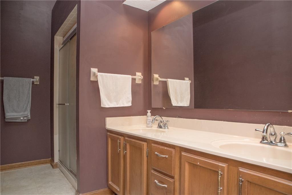 836 Bennett Road Carmel, IN 46032 - Photo 18 of 26 Gallery Image 18