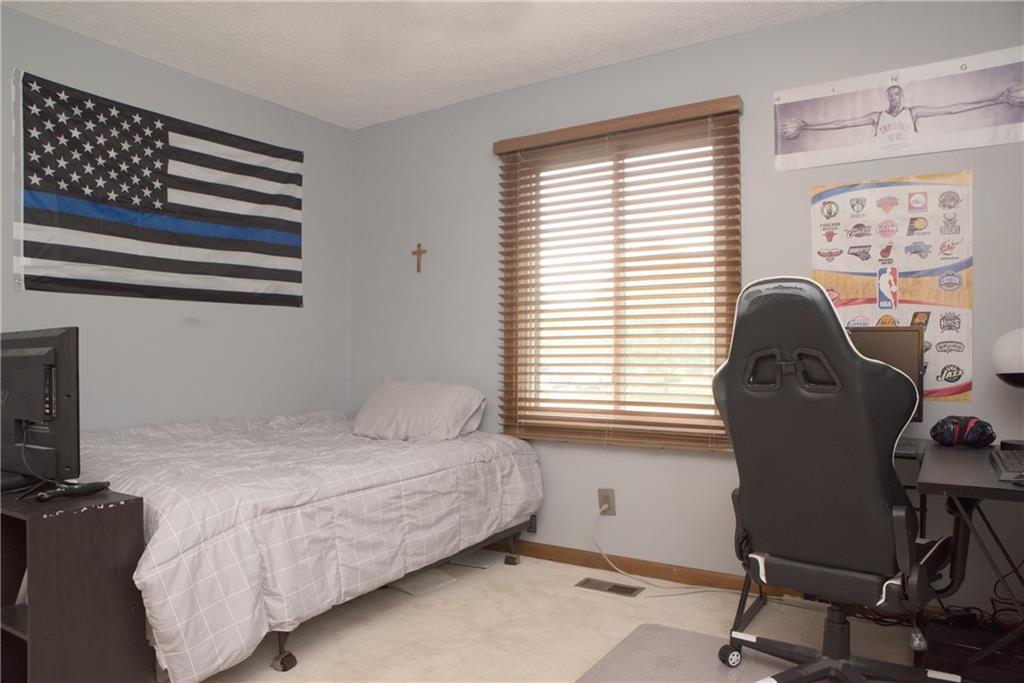 836 Bennett Road Carmel, IN 46032 - Photo 21 of 26 Gallery Image 21