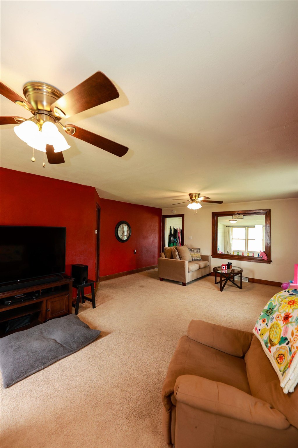 4323 South Warren Road Huntington, IN 46750 - Photo 17 of 20 Gallery Image 17