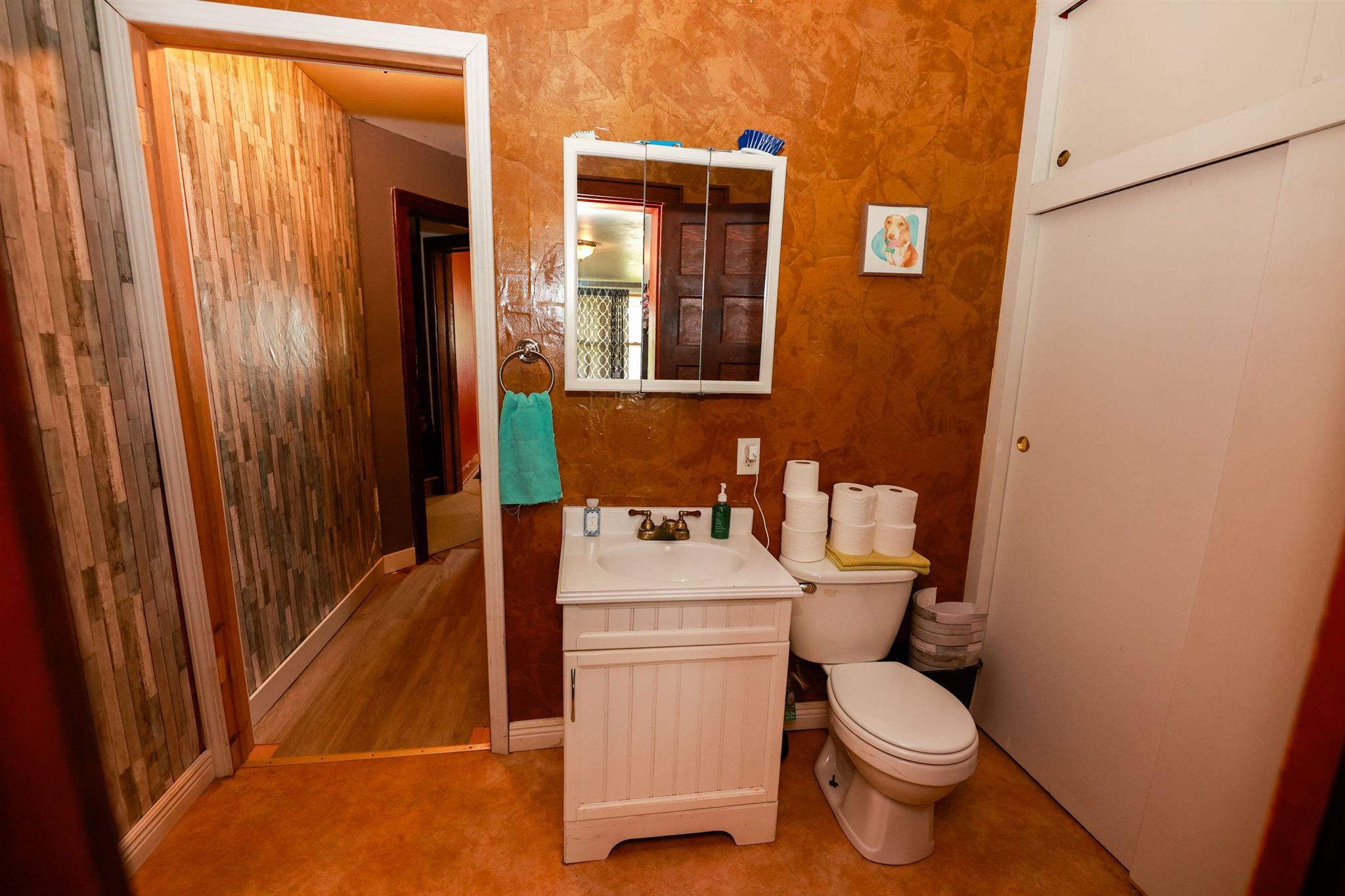 4323 South Warren Road Huntington, IN 46750 - Photo 18 of 20 Gallery Image 18
