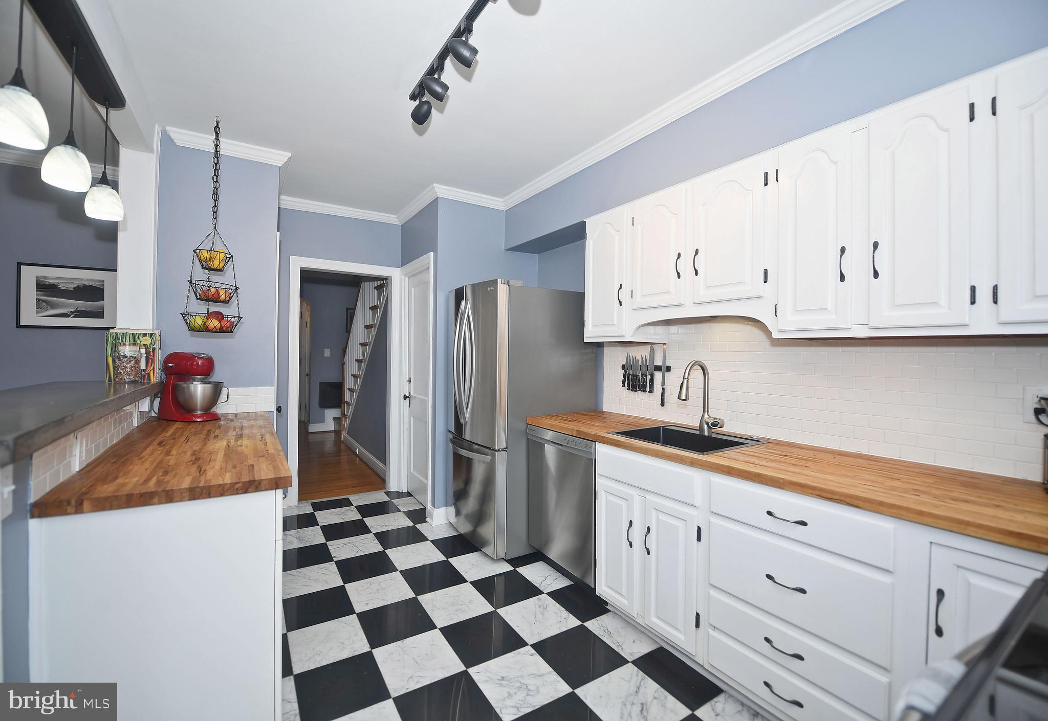 3701 Ednor Road Baltimore, MD 21218 - Photo 13 of 37 Kitchen