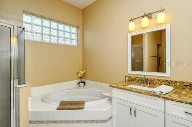 $7,000 | 9480 Forest Hills Circle, Sarasota, FL 34238