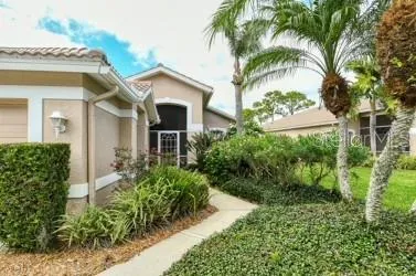 $7,000 | 9480 Forest Hills Circle, Sarasota, FL 34238