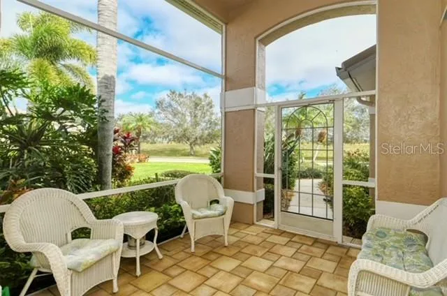 $7,000 | 9480 Forest Hills Circle, Sarasota, FL 34238