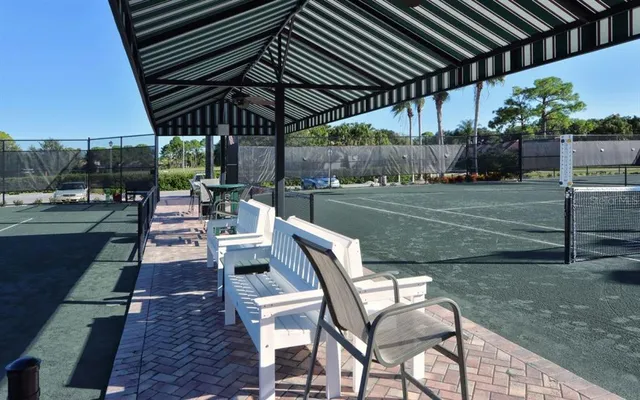 $7,000 | 9480 Forest Hills Circle, Sarasota, FL 34238