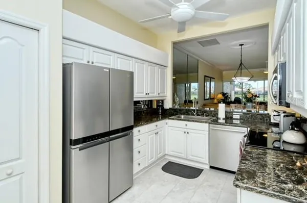 $7,000 | 9480 Forest Hills Circle, Sarasota, FL 34238