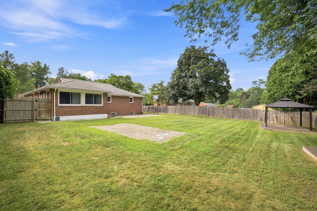 63 Martel Road Springfield, MA 01119 - Photo 6 of 39 Gallery Image 6