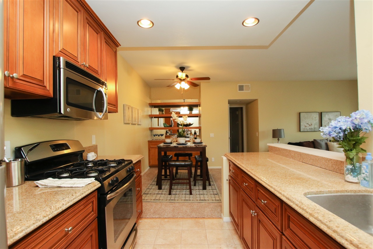 13746 Midland Road Poway, CA 92064 - Photo 5 of 17 Gallery Image 5