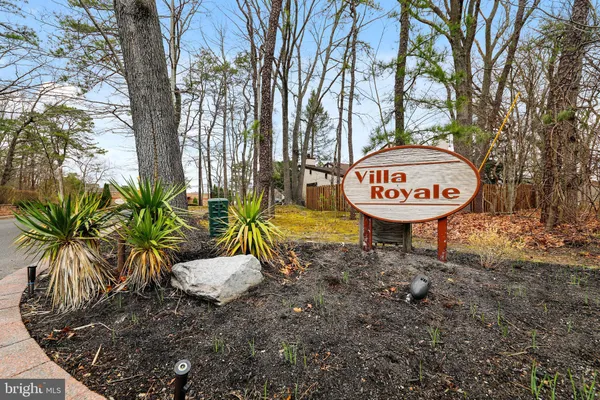 $379,000 | 84 Five Crown Royal, Marlton, NJ 08053
