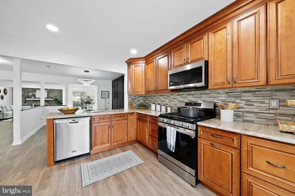 $379,000 | 84 Five Crown Royal, Marlton, NJ 08053